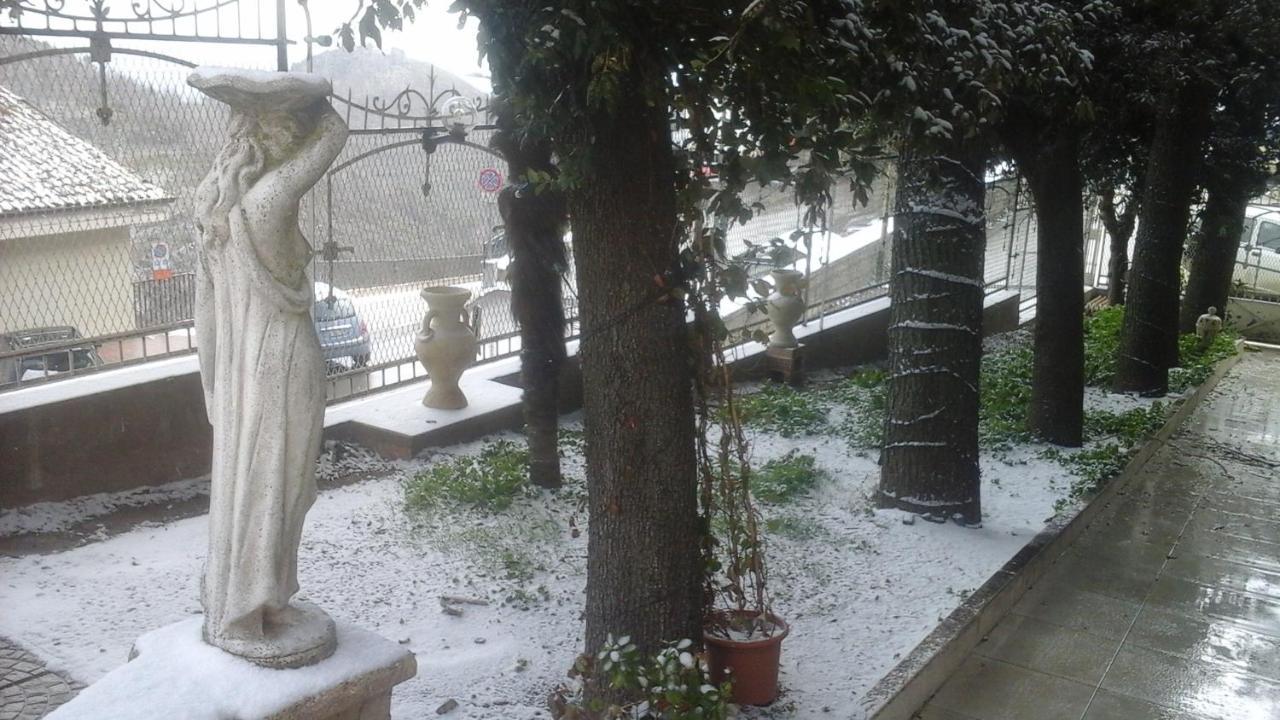Villa Di Miscio Sant'Agata di Puglia Buitenkant foto