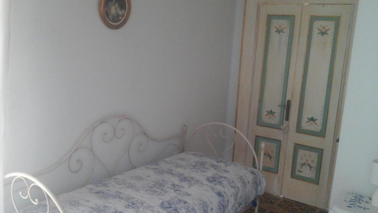 Villa Di Miscio Sant'Agata di Puglia Buitenkant foto